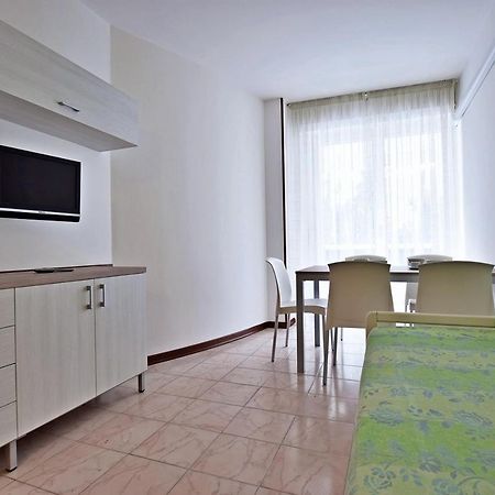 Condominio Luna 1 Lignano Sabbiadoro Exterior foto